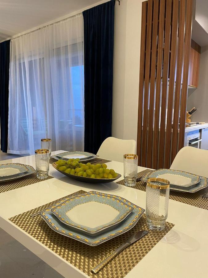 Mali Raj Makarska